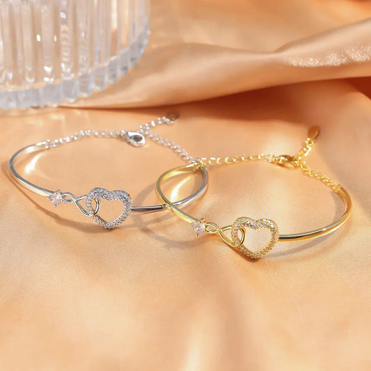 Chain Hollowed Heart Shape Bracelet Elegant High-Grade Design Female gomuto.com