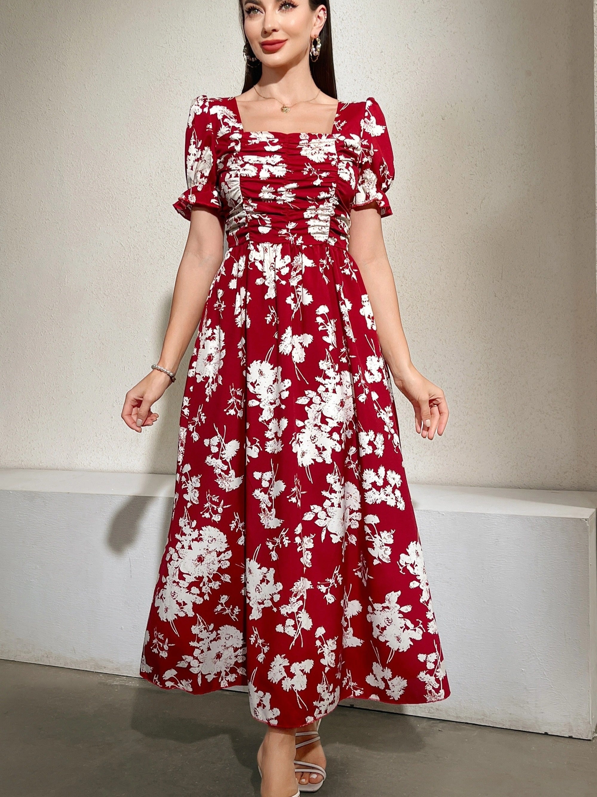 Floral Square Neck Dress with Puff Sleeves and Ruffle Cuffs - Elegant Backless A-Line Design for Spring & Summer - Women's Fashion