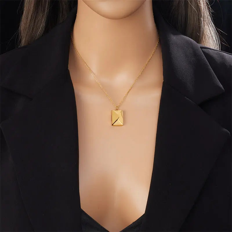 Simple Personality Envelope Pendant Necklace Fashion Retro gomuto.com