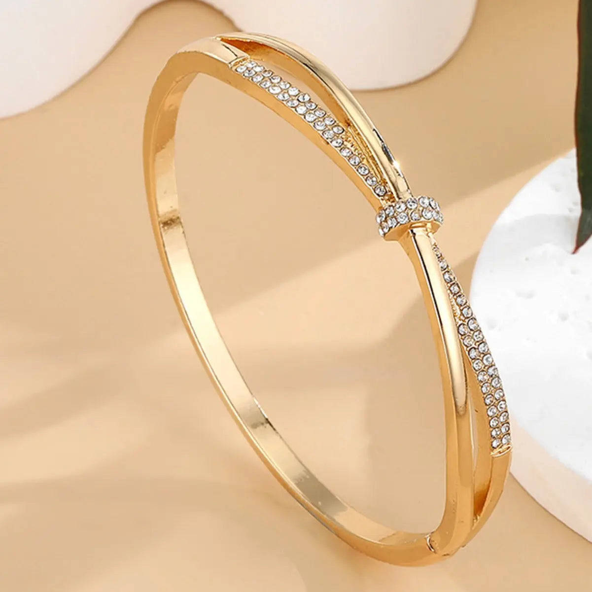 Special-interest Design Simple Bracelet Affordable Luxury Style Personality gomuto.com