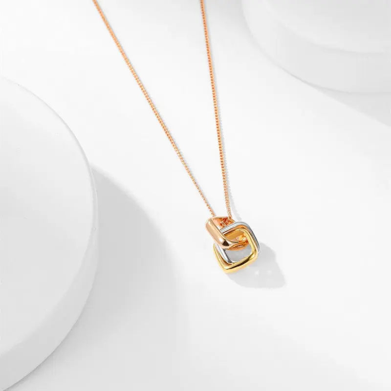 Square Three-color Ring Necklace Interlocking Clavicle Chain gomuto.com