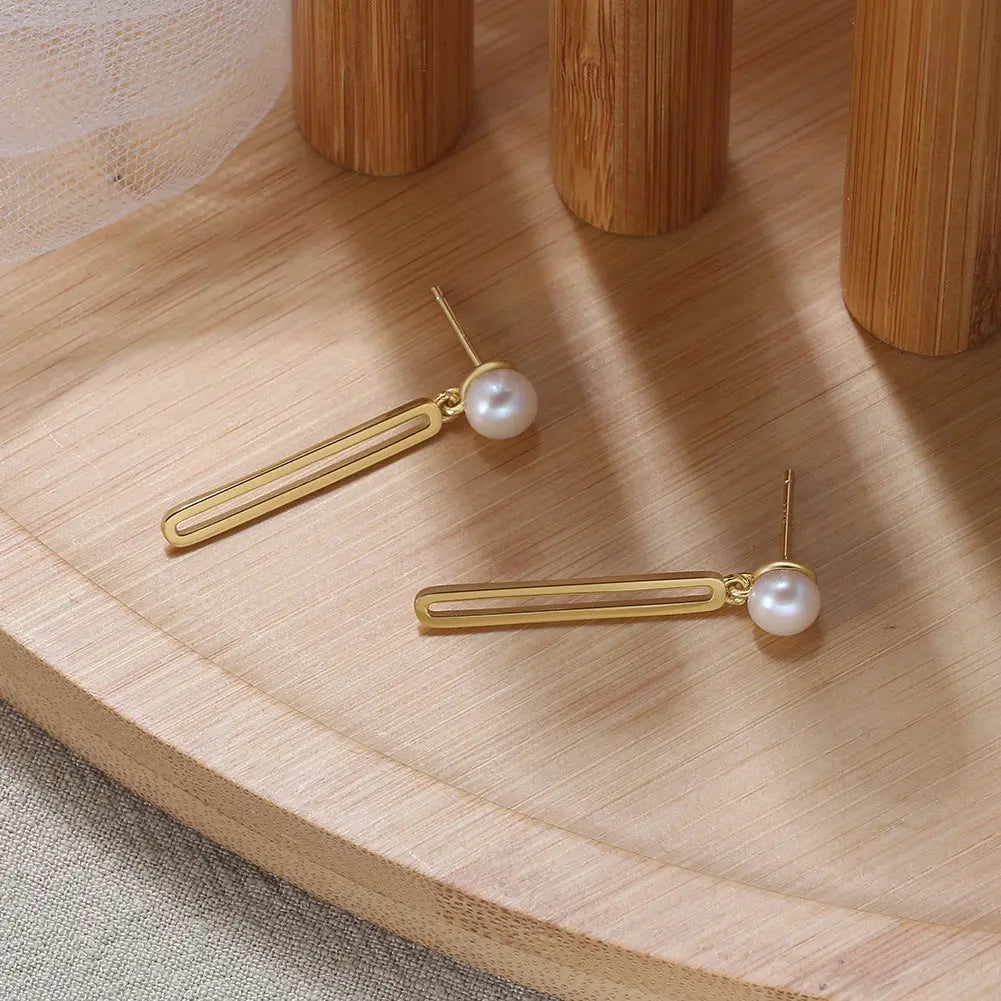 Sterling Silver Earrings Natural Baroque Pearl gomuto.com
